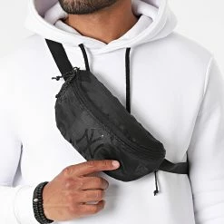 Promo 🤩 Sac Banane Mini Waist Bag 60137398 New York Yankees Noir de New Era 🔔 6 Promo 🤩 Sac Banane Mini Waist Bag 60137398 New York Yankees Noir de New Era 🔔 -New Era Soldes 2022 new era 268112 60137398 20210602T163441 03