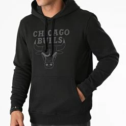 Acheter 🔥 Sweat Capuche Chicago Bulls Team Logo 11546180 Noir de New Era ✔️