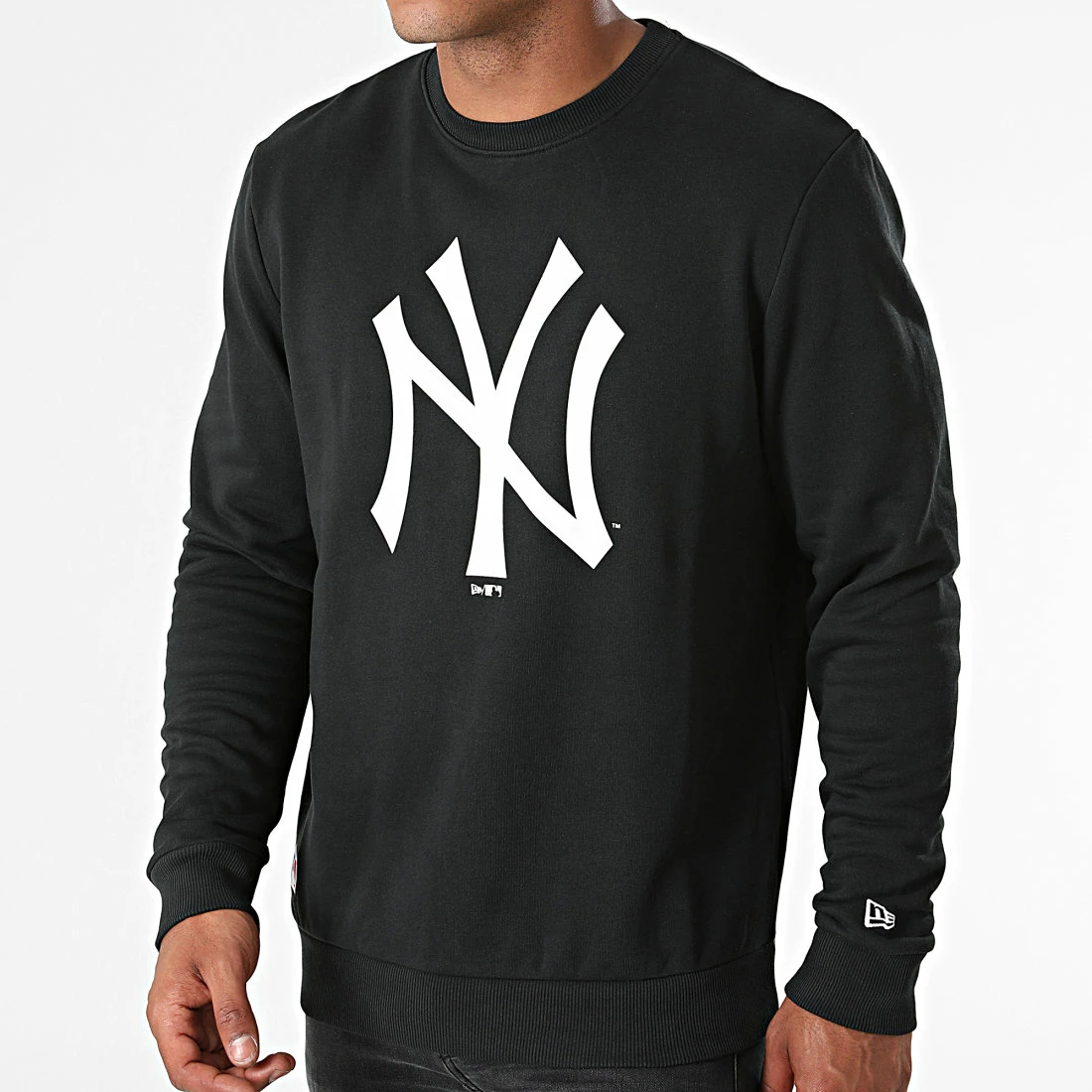 Offres ✨ Sweat Crewneck Team Logo New York Yankees 11863705 Noir de New Era ❤️ 1 Offres ✨ Sweat Crewneck Team Logo New York Yankees 11863705 Noir de New Era ❤️