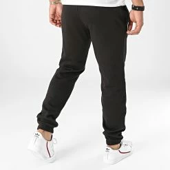 De gros 👍 Pantalon Jogging New York Yankees 12827224 Noir de New Era 😍 -New Era Soldes 2022 new era 278882 12827224 20210813T145149 04