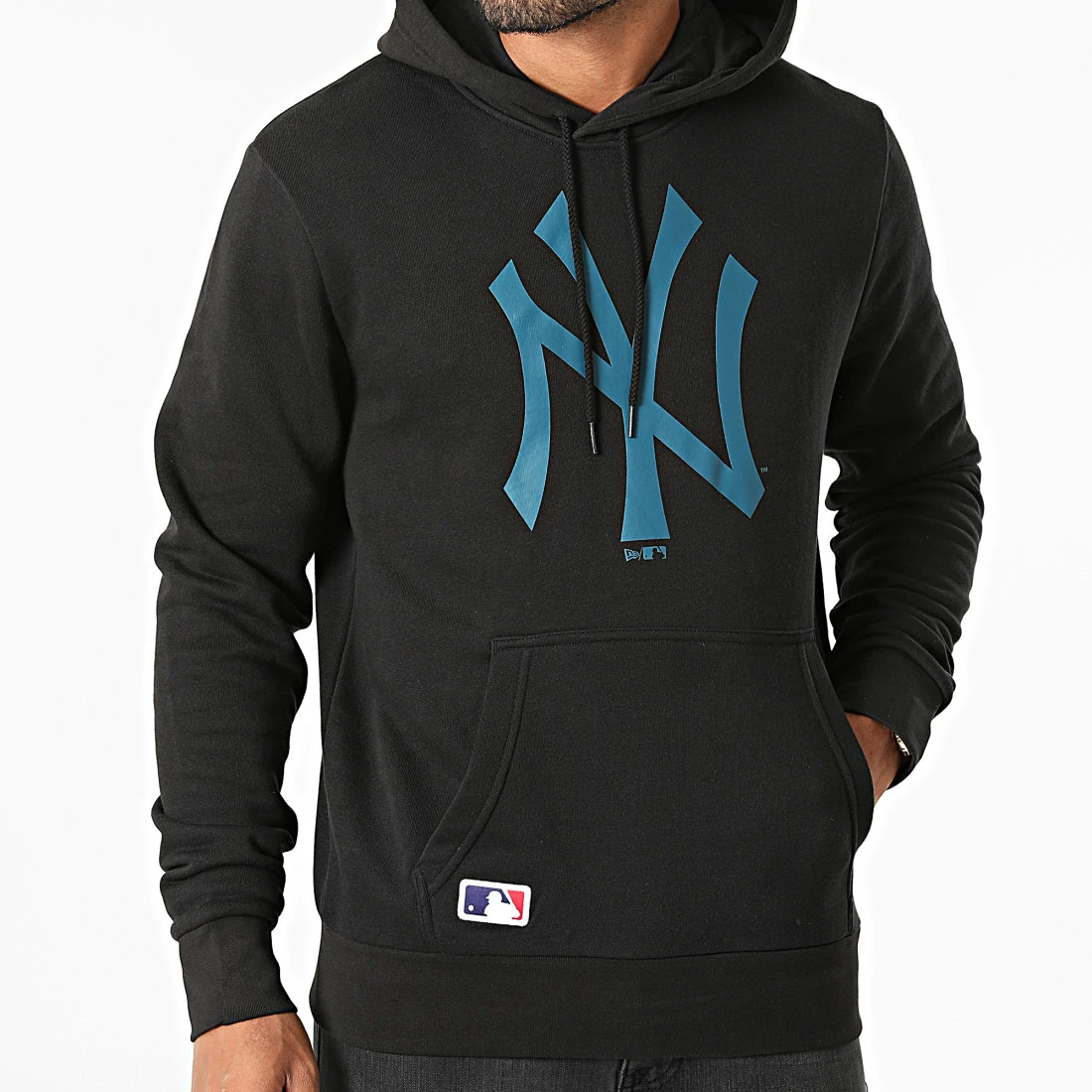 Remise 👏 Sweat Capuche New York Yankees 12827236 Noir Bleu de New Era 💯 3 Remise 👏 Sweat Capuche New York Yankees 12827236 Noir Bleu de New Era 💯 – Image 3