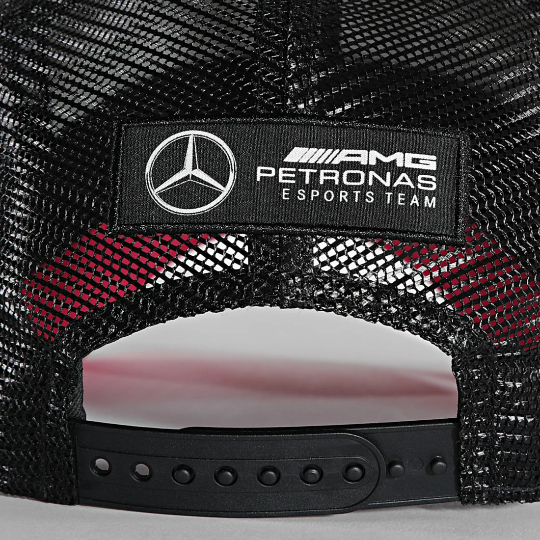 Le moins cher 👏 Casquette Trucker 9Forty Mercedes Grand Prix Noir Camouflage de New Era ❤️ 3 Le moins cher 👏 Casquette Trucker 9Forty Mercedes Grand Prix Noir Camouflage de New Era ❤️ – Image 3