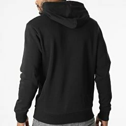 Le moins cher 😉 Sweat Capuche Infill Team Logo Chicago Bulls Noir de New Era 🎉 -New Era Soldes 2022 new era 292938 12869845 20220216T145408 04