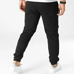 Les meilleures critiques de 🛒 Pantalon Jogging MLB Infill Team Logo New York Yankees 12869868 Noir de New Era 🔔 7 Les meilleures critiques de 🛒 Pantalon Jogging MLB Infill Team Logo New York Yankees 12869868 Noir de New Era 🔔 -New Era Soldes 2022 new era 293580 12869868 20211201T161328 04