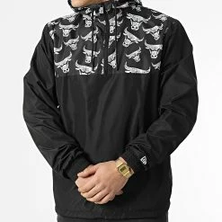Sortie ⭐ Coupe-vent Capuche Distressed Logo Chicago Bulls 12893167 Noir de New Era 🤩 -New Era Soldes 2022 new era 300329 12893167 20220131T145832 03