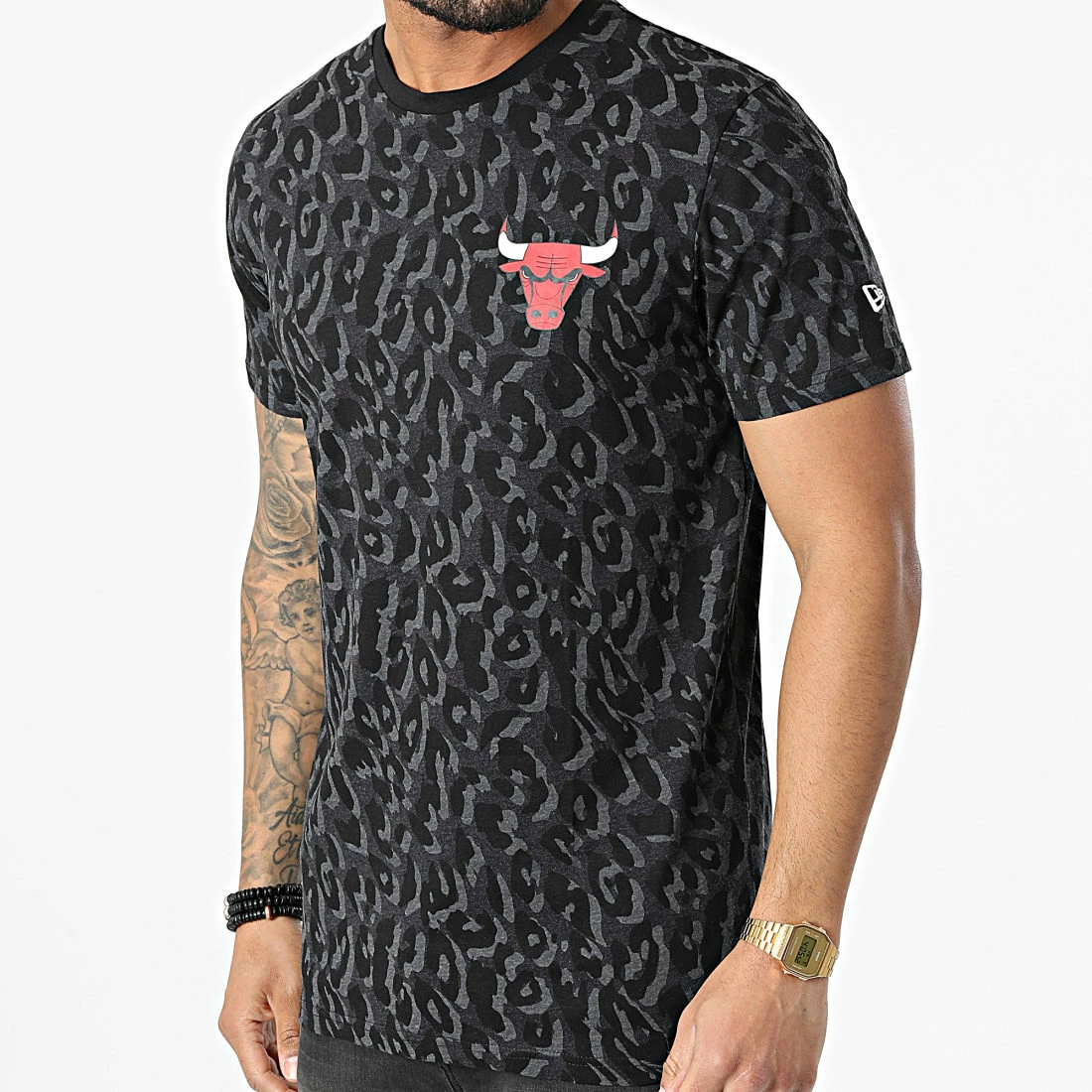 Sortie 😍 Tee 👚 Shirt Leopard Chicago Bulls 12893091 Gris Anthracite Noir de New Era 🎁 1 Sortie 😍 Tee 👚 Shirt Leopard Chicago Bulls 12893091 Gris Anthracite Noir de New Era 🎁