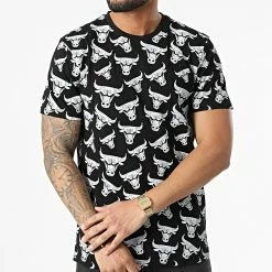 De gros 👍 Tee 👕 Shirt Distressed Logo Chicago Bulls 12893176 Noir de New Era 🔔 6 De gros 👍 Tee 👕 Shirt Distressed Logo Chicago Bulls 12893176 Noir de New Era 🔔 -New Era Soldes 2022 new era 304323 12893176 20220224T150434 03