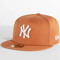 Meilleure affaire 👏 Casquette Fitted 59Fifty League Essential New York Yankees Camel de New Era ⌛