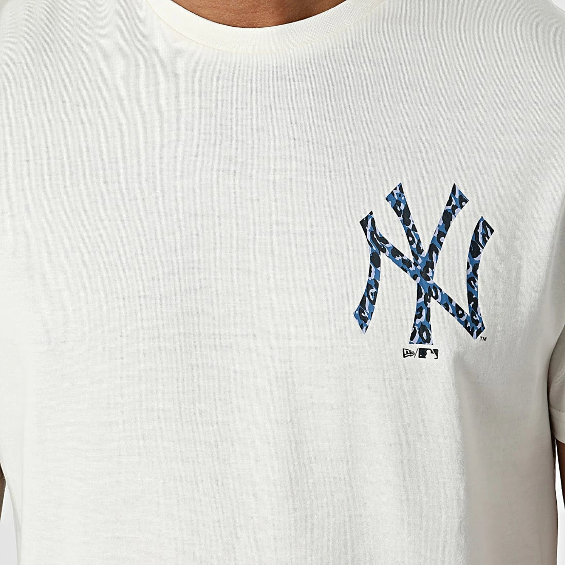 Grosses soldes ❤️ Tee 👚 Shirt Infill New York Yankees 12893122 Blanc Cassé de New Era 🔔 2 Grosses soldes ❤️ Tee 👚 Shirt Infill New York Yankees 12893122 Blanc Cassé de New Era 🔔 – Image 2