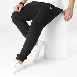 De gros 🌟 Pantalon Jogging MLB Infill Team Logo New York Yankees 12893148 de New Era 🎁 -New Era Soldes 2022 new era 306566 12893148 20220304T144739 03