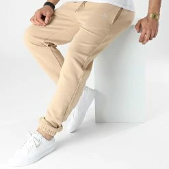 Les meilleures critiques de 🌟 Pantalon Jogging League Essential New York Yankees 13113878 Camel Clair de New Era 🧨 -New Era Soldes 2022 new era 309124 13113878 20220318T154310 03