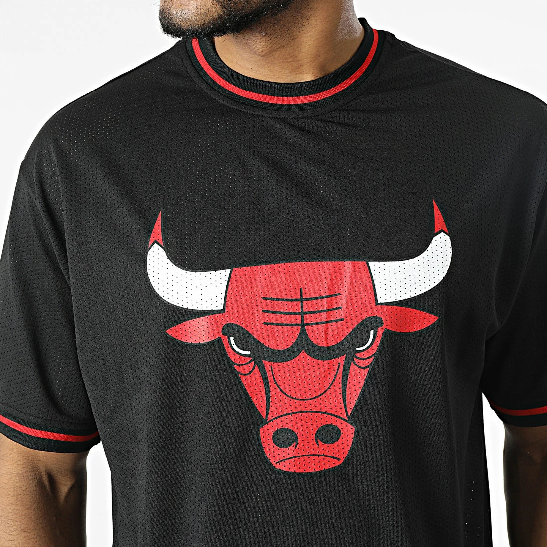 Promo 🔔 Tee 👚 Shirt Oversize NBA Mesh Team Logo Chicago Bulls 13083910 Noir de New Era 🛒 2 Promo 🔔 Tee 👚 Shirt Oversize NBA Mesh Team Logo Chicago Bulls 13083910 Noir de New Era 🛒 – Image 2