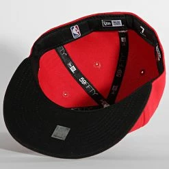 Acheter 🎉 Casquette Fitted 59Fifty Basic Chicago Bulls Rouge de New Era 👏 -New Era Soldes 2022 new era 315795 10861624 20220504T111949 04