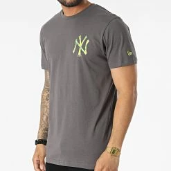 Tout neuf 🤩 Tee 👕 Shirt New York Yankees 13083936 Gris Anthracite de New Era 🛒
