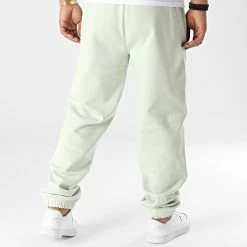 Grosses soldes 🤩 Pantalon Jogging League Essential New York Yankees Vert de New Era ⭐ -New Era Soldes 2022 new era 321879 13113876 20220621T121228 04