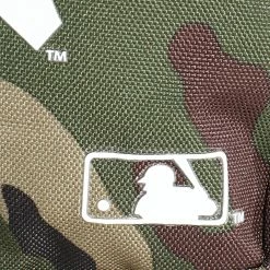 Remise 👍 Sacoche Side Bag 60137365 New York Yankees Camo Vert Kaki de New Era 🎁 -New Era Soldes 2022 new era 327124 60137365 20220712T161911 03