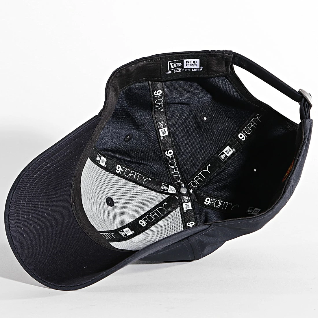 De gros 🥰 Casquette 9Forty Poly Pop Manchester United Bleu Marine de New Era ✔️ 4 De gros 🥰 Casquette 9Forty Poly Pop Manchester United Bleu Marine de New Era ✔️ – Image 4