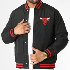 Acheter 😀 Veste Bomber Team Logo Chicago Bulls 60284773 Noir de New Era 🔔