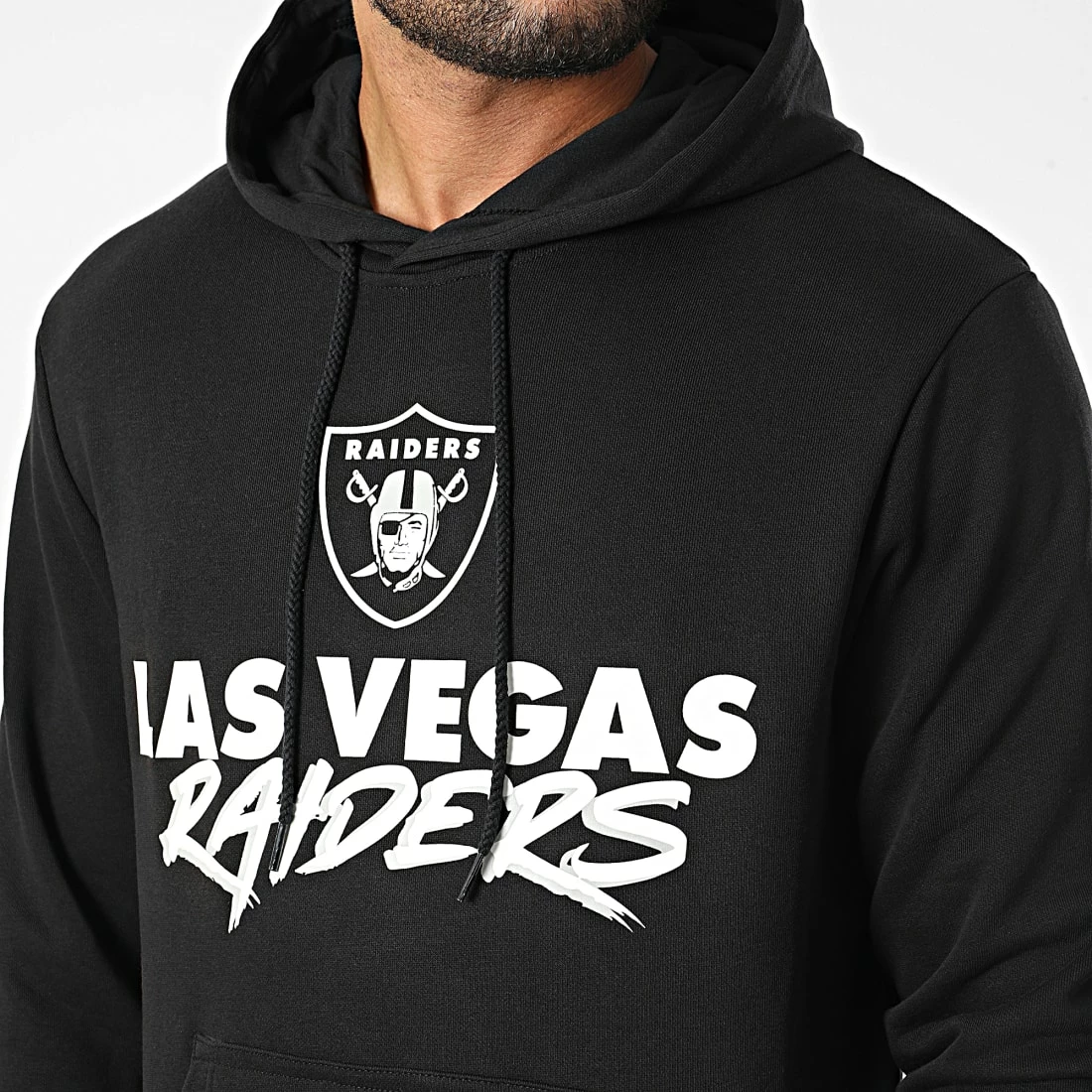 Promo ⌛ Sweat Capuche Las Vegas Raiders 60284648 Noir de New Era 🎉 2 Promo ⌛ Sweat Capuche Las Vegas Raiders 60284648 Noir de New Era 🎉 – Image 2