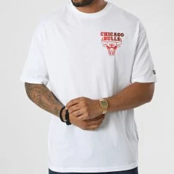 Meilleure affaire 👍 Tee 👚 Shirt Chicago Bulls 60284684 Blanc de New Era 😉 -New Era Soldes 2022 new era 332477 60284684 20220818T123948 03