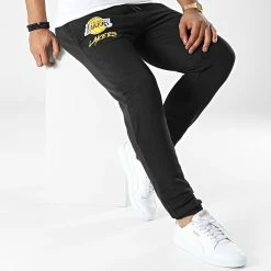 Les meilleures critiques de 🤩 Pantalon Jogging Los Angeles Lakers 60284788 Noir de New Era 😉 -New Era Soldes 2022 new era 332501 60284788 20220818T122639 03