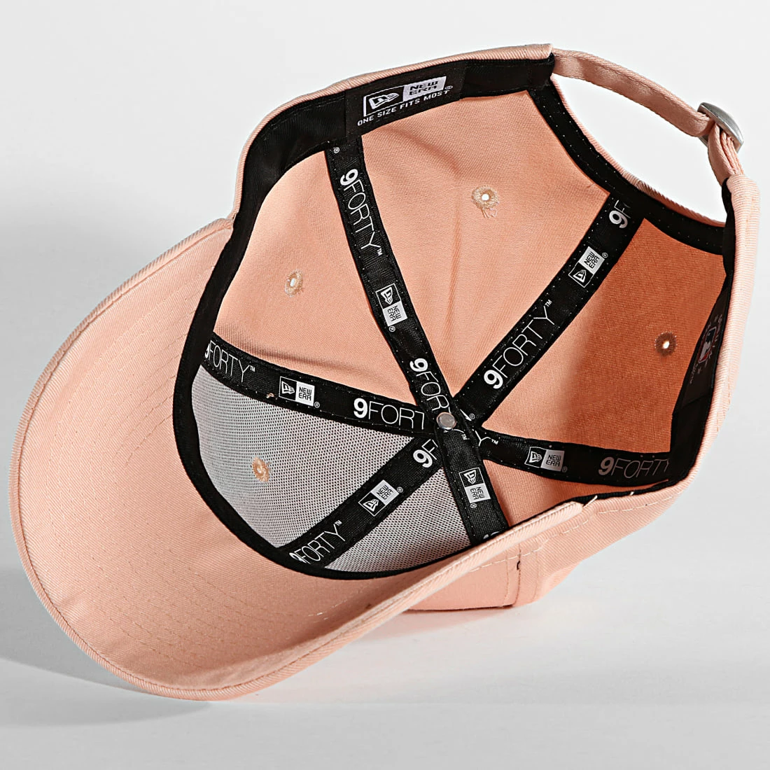 Remise ✨ Casquette Femme 9Forty League Essential Los Angeles Dodgers Rose de New Era 👏 4 Remise ✨ Casquette Femme 9Forty League Essential Los Angeles Dodgers Rose de New Era 👏 – Image 4