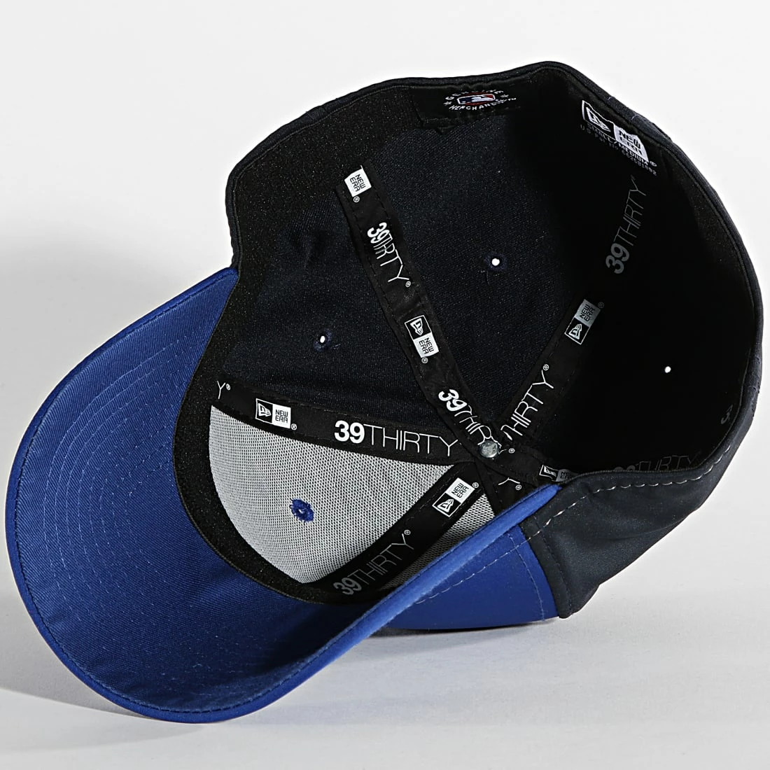 Sortie ❤️ Casquette Fitted 39Thirty Two Tone Los Angeles Dodgers Noir Bleu Roi de New Era 🎁 4 Sortie ❤️ Casquette Fitted 39Thirty Two Tone Los Angeles Dodgers Noir Bleu Roi de New Era 🎁 – Image 4