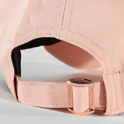 Bon marché 🔥 Casquette Femme 9Forty Metallic Logo New York Yankees Rose de New Era 😉 -New Era Soldes 2022 new era 333467 60284820 20220830T122509 03