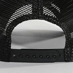 Promo ⭐ Casquette Trucker Tonal Black Los Angeles Lakers Noir de New Era 🌟 -New Era Soldes 2022 new era 333955 60285240 20220830T144012 03