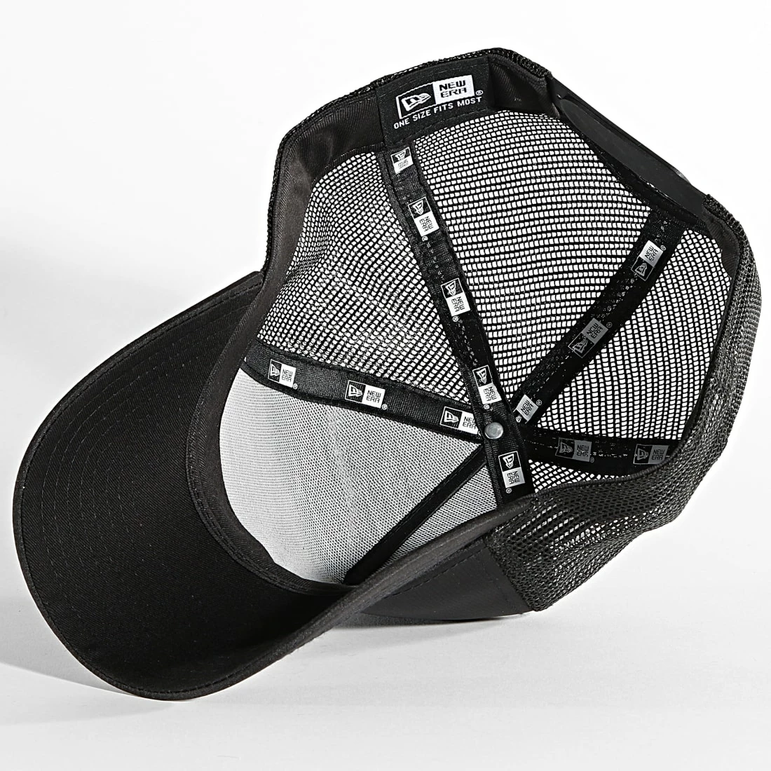 Budget 🥰 Casquette Trucker Tonal Black New York Yankees Noir de New Era 😀 4 Budget 🥰 Casquette Trucker Tonal Black New York Yankees Noir de New Era 😀 – Image 4