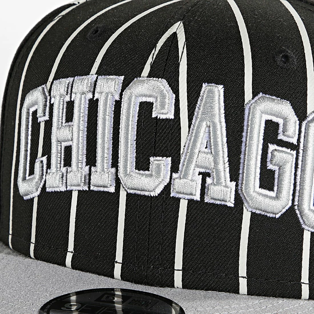 Acheter 💯 Casquette Snapback 9Fifty City Arch Chicago White Sox Noir de New Era 🌟 2 Acheter 💯 Casquette Snapback 9Fifty City Arch Chicago White Sox Noir de New Era 🌟 – Image 2