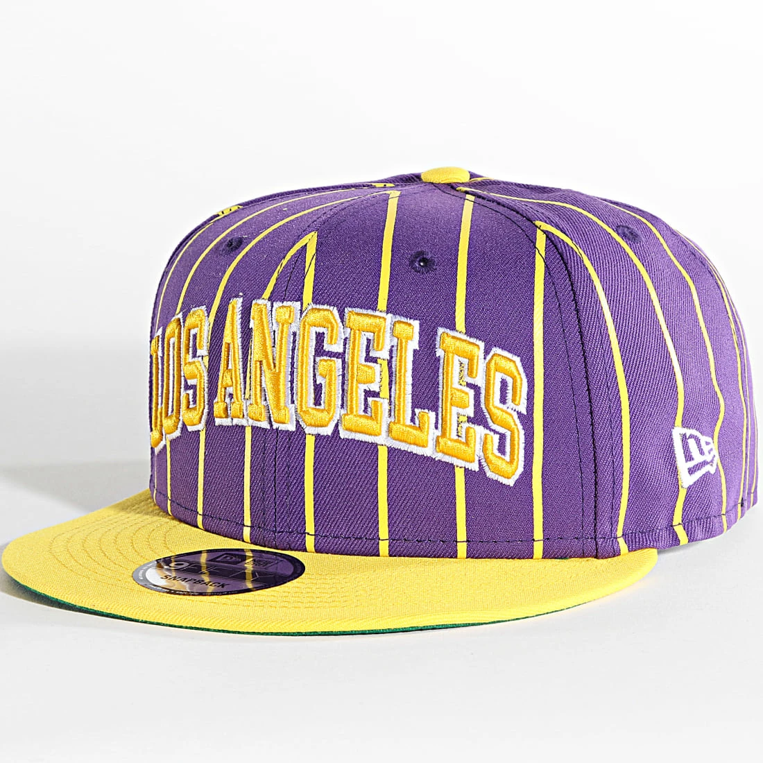 Offres 🛒 Casquette Snapback 9Fifty City Arch Los Angeles Lakers Violet de New Era 🤩 1 Offres 🛒 Casquette Snapback 9Fifty City Arch Los Angeles Lakers Violet de New Era 🤩
