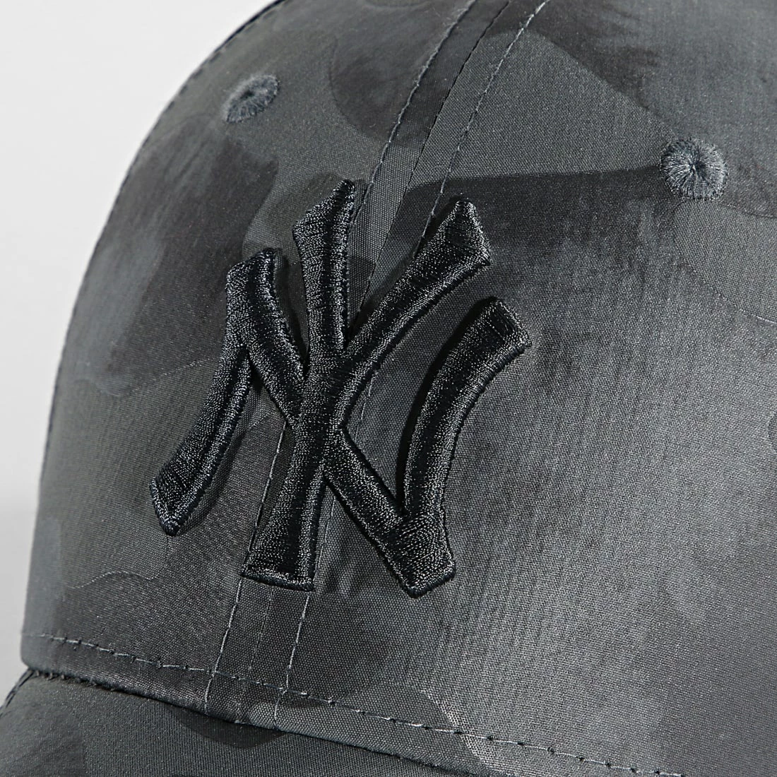 Le moins cher 🛒 Casquette Femme 9Forty Camo New York Yankees Gris Anthracite de New Era 💯 2 Le moins cher 🛒 Casquette Femme 9Forty Camo New York Yankees Gris Anthracite de New Era 💯 – Image 2