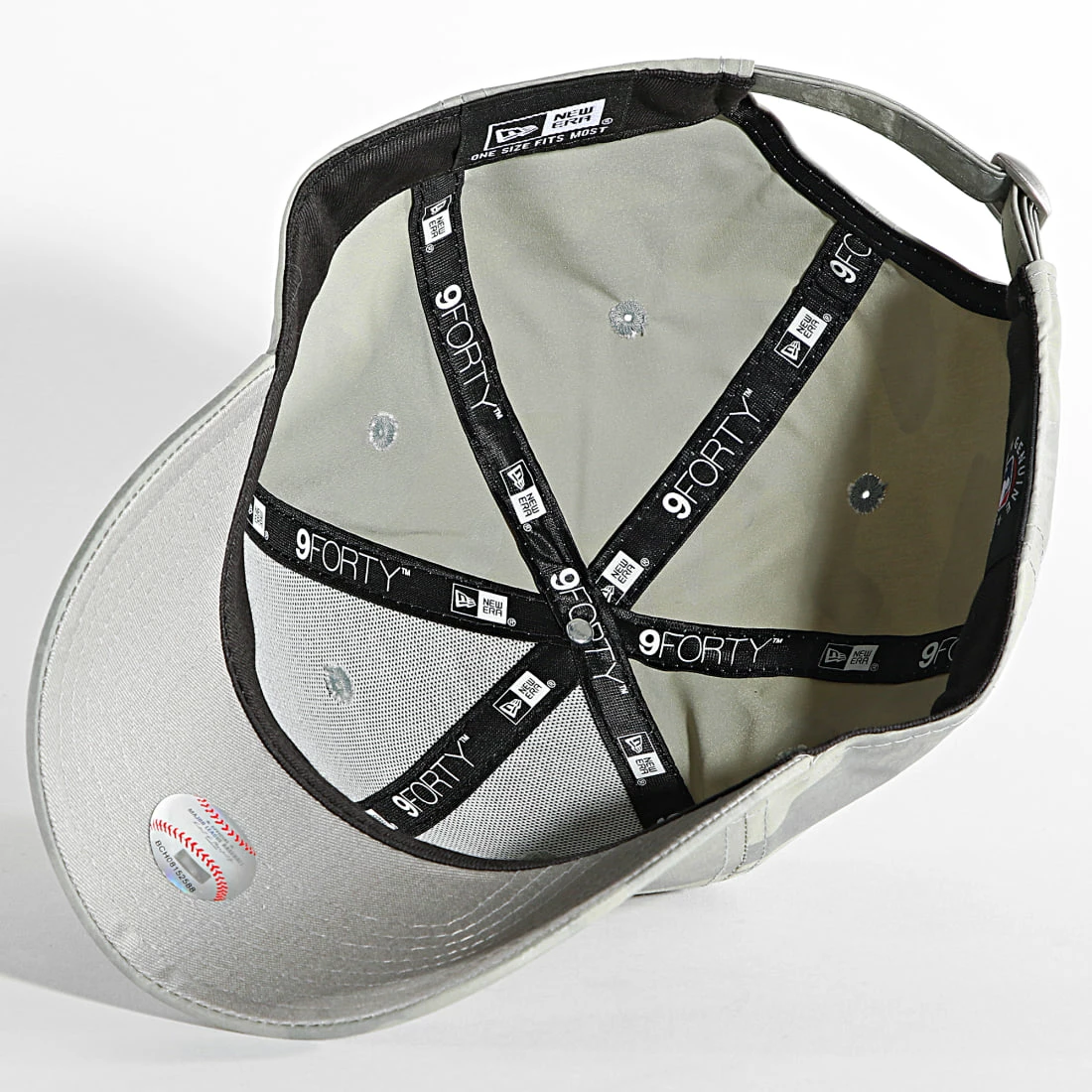 Meilleur prix ✔️ Casquette 9Forty Tonal Camo New York Yankees Vert Kaki de New Era 🌟 4 Meilleur prix ✔️ Casquette 9Forty Tonal Camo New York Yankees Vert Kaki de New Era 🌟 – Image 4