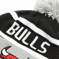 Coupon 🎉 Bonnet Pompon Chicago Bulls 60284991 Gris Chiné de New Era 🛒 -New Era Soldes 2022 new era 339980 60284991 20221004T155841 03