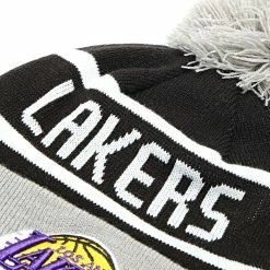 Meilleur prix 👍 Bonnet Pompon Los Angeles Lakers 60285001 Gris Chiné de New Era 🎉 -New Era Soldes 2022 new era 339981 60285001 20221004T155818 03