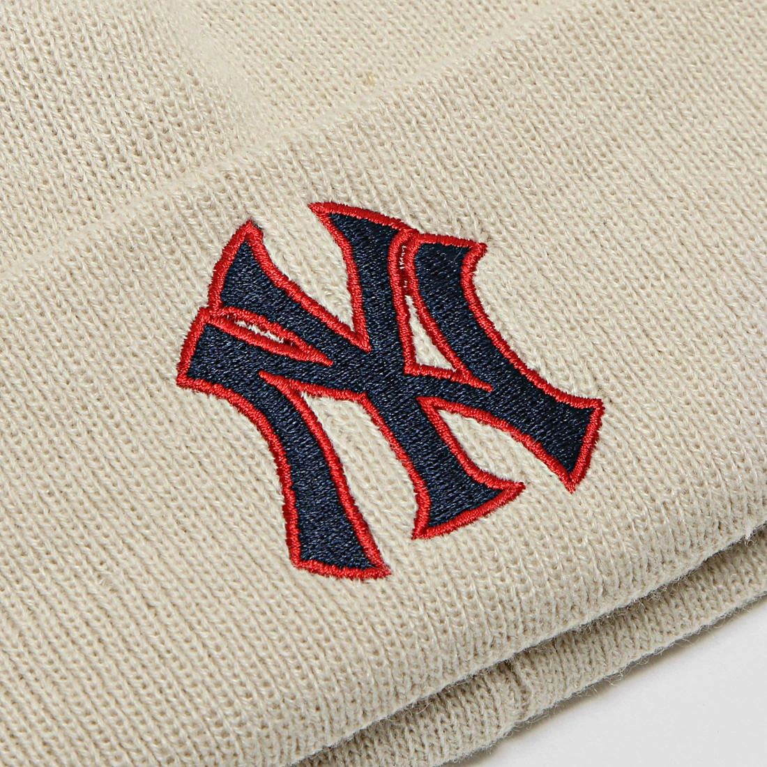 De gros 🛒 Bonnet Series New York Yankees Beige de New Era 😀 2 De gros 🛒 Bonnet Series New York Yankees Beige de New Era 😀 – Image 2