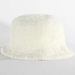 Grosses soldes ✨ Bob Polaire Borg Blanc de New Era 😉