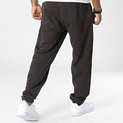 Tout neuf 👏 Pantalon Jogging Embroidered Logo New York Yankees Marron de New Era 🌟 -New Era Soldes 2022 new era 341683 60297775 20221027T162005 04