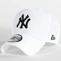 Sortie 🧨 Casquette Trucker Essential New York Yankees Blanc de New Era ✔️