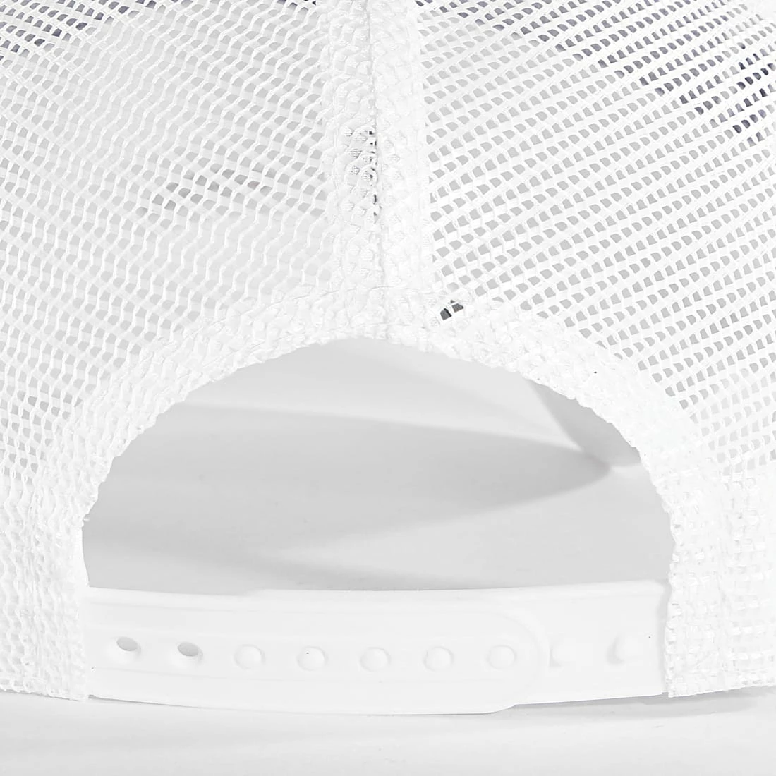 Sortie 🧨 Casquette Trucker Essential New York Yankees Blanc de New Era ✔️ 3 Sortie 🧨 Casquette Trucker Essential New York Yankees Blanc de New Era ✔️ – Image 3