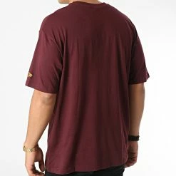Tout neuf 🧨 Tee 👚 Shirt Large Essentials New York Yankees Bordeaux de New Era ⌛ -New Era Soldes 2022 new era 343056 60292267 20221024T154140 04