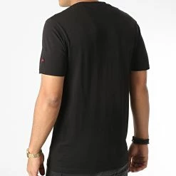 Meilleur prix 🤩 Tee 👚 Shirt Outline Logo Chicago Bulls Noir de New Era 😉 -New Era Soldes 2022 new era 343059 60292281 20221024T154049 04