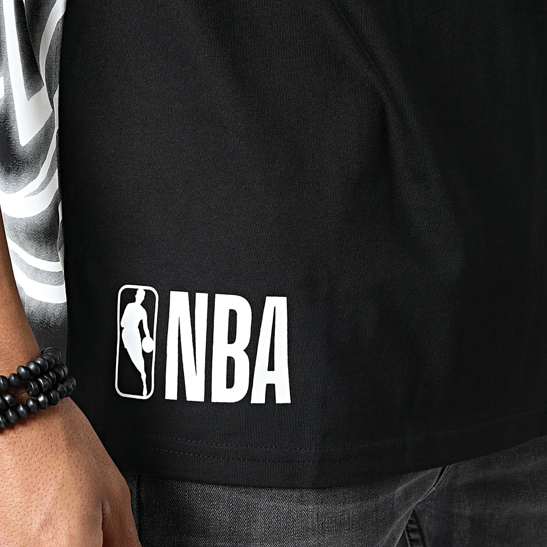 Promo 🧨 Tee 👕 Shirt Large Neon Brooklyn Nets Noir de New Era ⭐ 2 Promo 🧨 Tee 👕 Shirt Large Neon Brooklyn Nets Noir de New Era ⭐ – Image 2