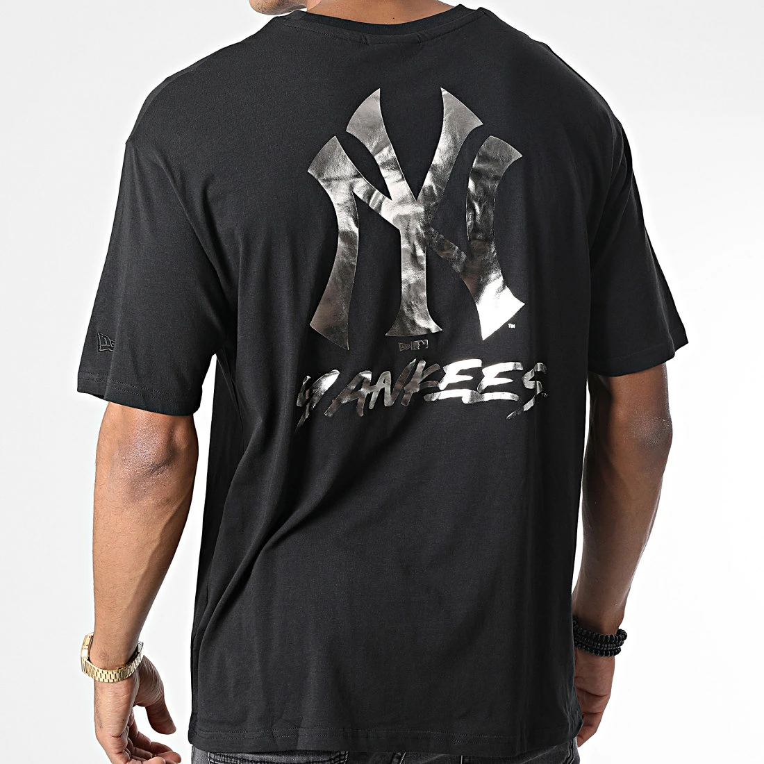 Sortie 🧨 Tee 👚 Shirt Metallic New York Yankees Noir Argenté de New Era 😀 4 Sortie 🧨 Tee 👚 Shirt Metallic New York Yankees Noir Argenté de New Era 😀 – Image 4