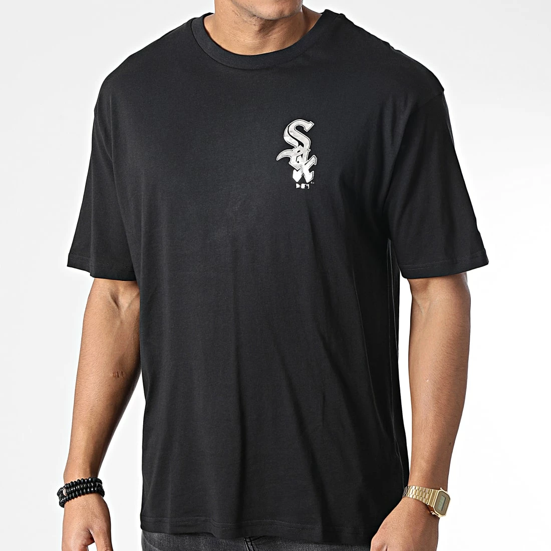 Grosses soldes 😍 Tee 👕 Shirt Metallic Chicago White Sox Noir Argenté de New Era ⭐ 4 Grosses soldes 😍 Tee 👕 Shirt Metallic Chicago White Sox Noir Argenté de New Era ⭐ – Image 4