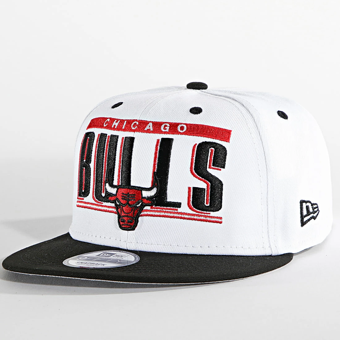Remise ⌛ Casquette Snapback Retro Title Chicago Bulls Blanc de New Era 🤩 1 Remise ⌛ Casquette Snapback Retro Title Chicago Bulls Blanc de New Era 🤩