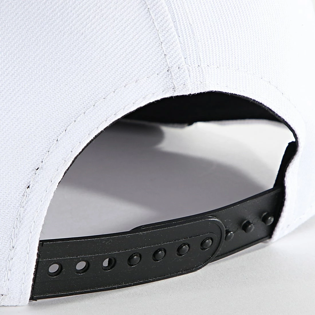 Remise ⌛ Casquette Snapback Retro Title Chicago Bulls Blanc de New Era 🤩 3 Remise ⌛ Casquette Snapback Retro Title Chicago Bulls Blanc de New Era 🤩 – Image 3