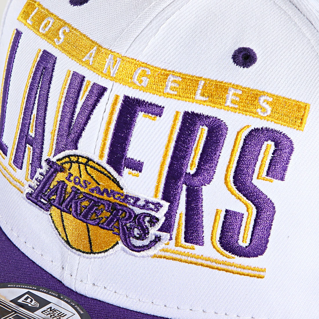 Offres 🛒 Casquette Snapback 9Fifty Retro Title Los Angeles Lakers Blanc de New Era 🎁 2 Offres 🛒 Casquette Snapback 9Fifty Retro Title Los Angeles Lakers Blanc de New Era 🎁 – Image 2