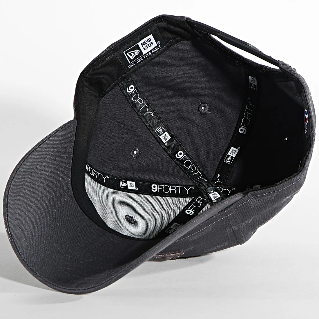 Acheter 🎉 Casquette 9Forty Monogram Los Angeles Lakers Gris de New Era 🛒 4 Acheter 🎉 Casquette 9Forty Monogram Los Angeles Lakers Gris de New Era 🛒 – Image 4